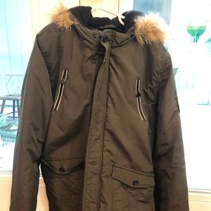 Tahari boys coat size 14/16